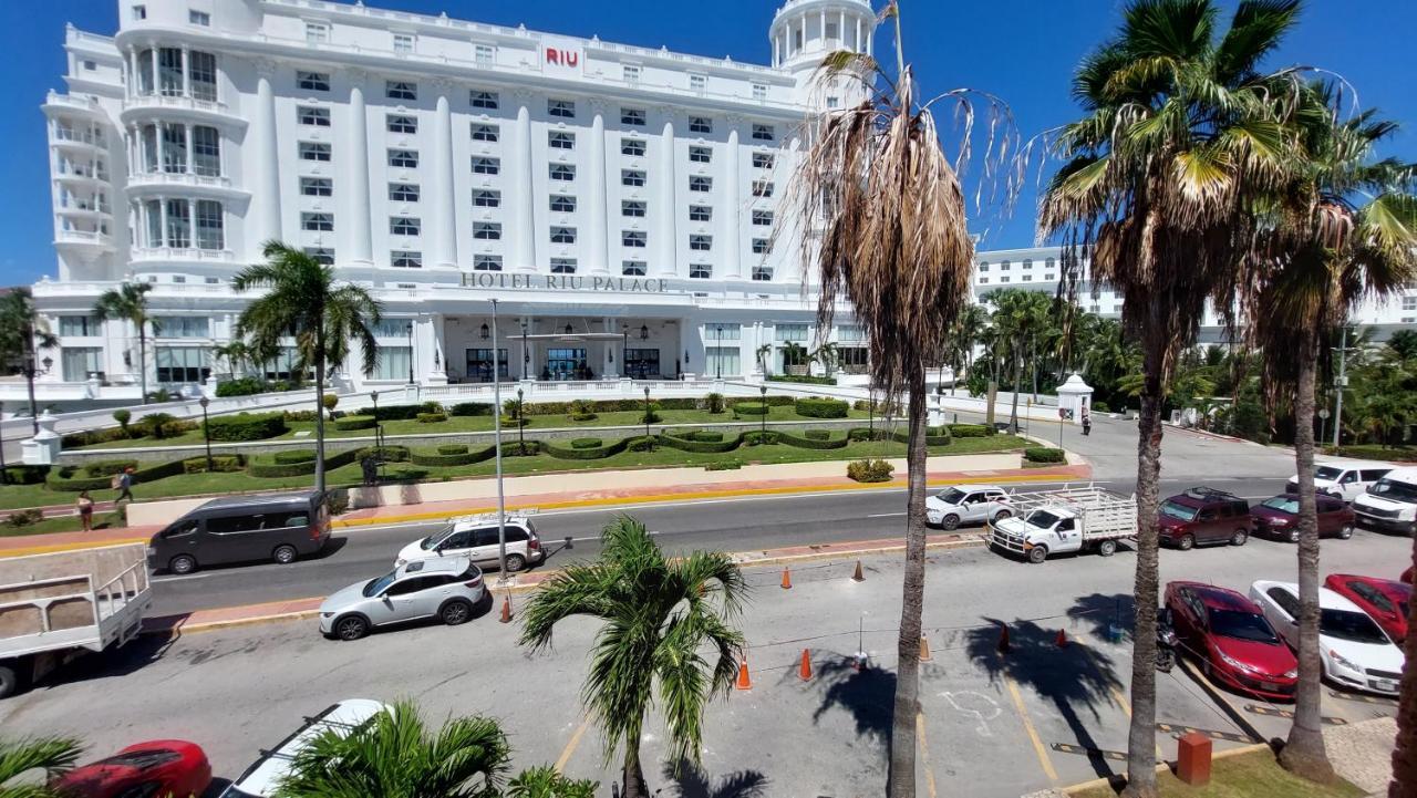 Cancun Suites Apartments - Hotel Zone エクステリア 写真