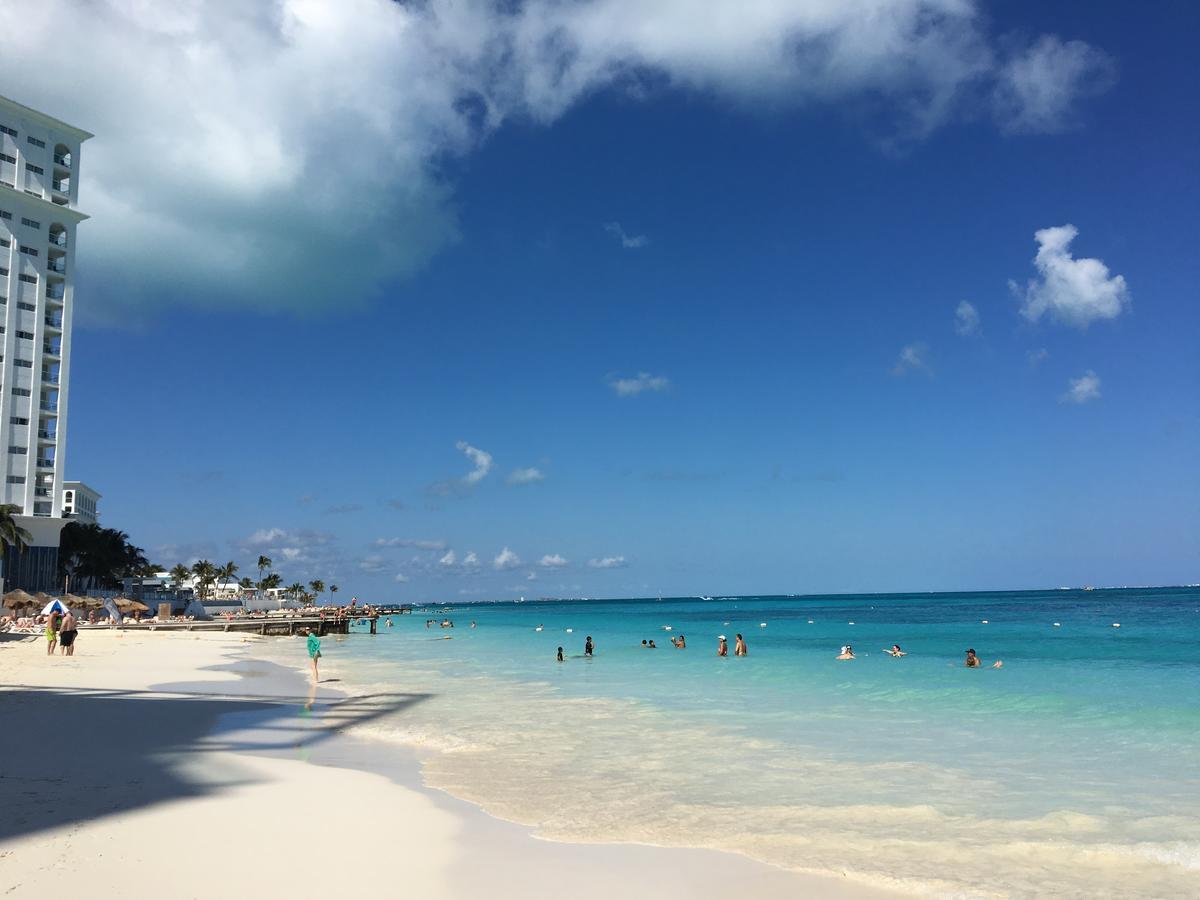 Cancun Suites Apartments - Hotel Zone エクステリア 写真